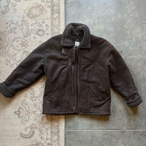 Men’s Genuine Leather Sherpa-Lined Jacket
